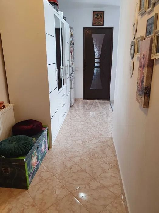 Apartament de vanzare, cu 2 camere, in Floresti, zona Florilor. - Poză 7