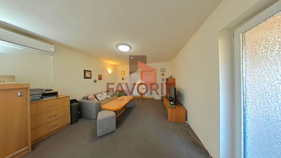Apartament 2 camere în vilă regim P+2 | centrala proprie | mobilat | - Poză 2