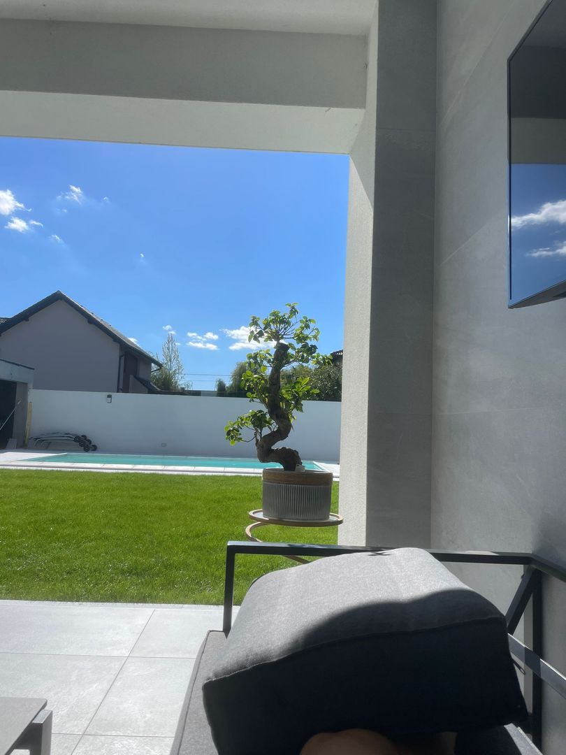 Locuinta individuala exclusivista cu piscina - Dumbravita - Poză 38