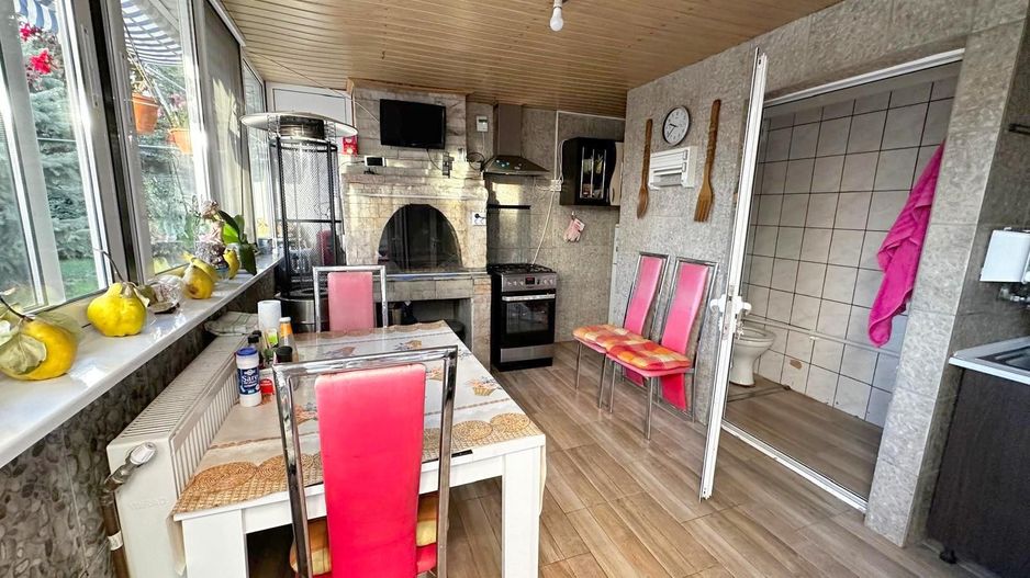 Vila de vanzare zona Metro/Arcasilor - P+1E+M - Poză 10