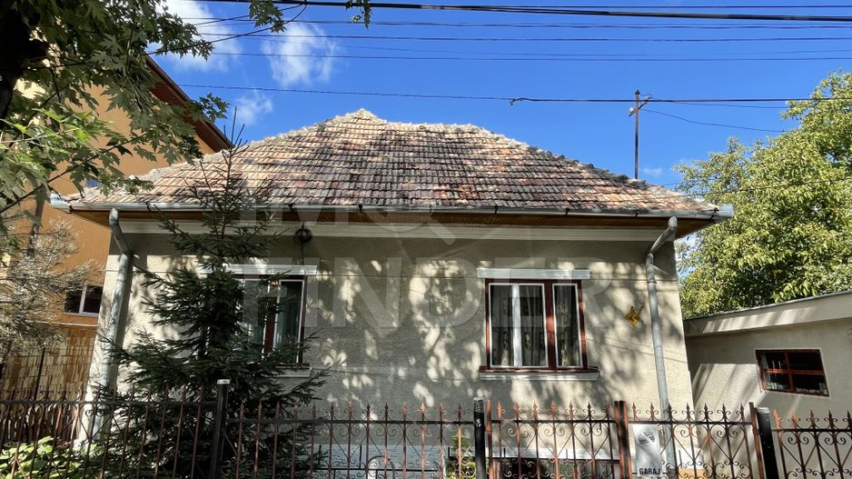 Vanzare casa individuala 424 mp teren, zona Piata Engels - Poză 1