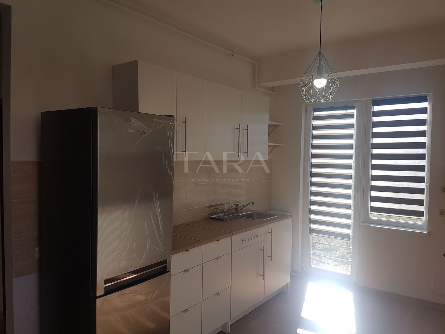 Apartament cu 4 camere de închiriat în zona Buna Ziua - Poză 7