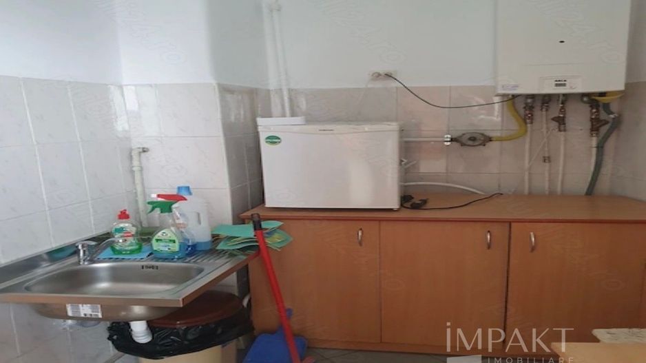 Apartament cu 2 camere ideal pentru investitie in centru - Poză 6