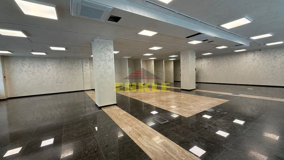 Se oferă spre închiriere spațiu comercial – zonă pietonală - Poză 1