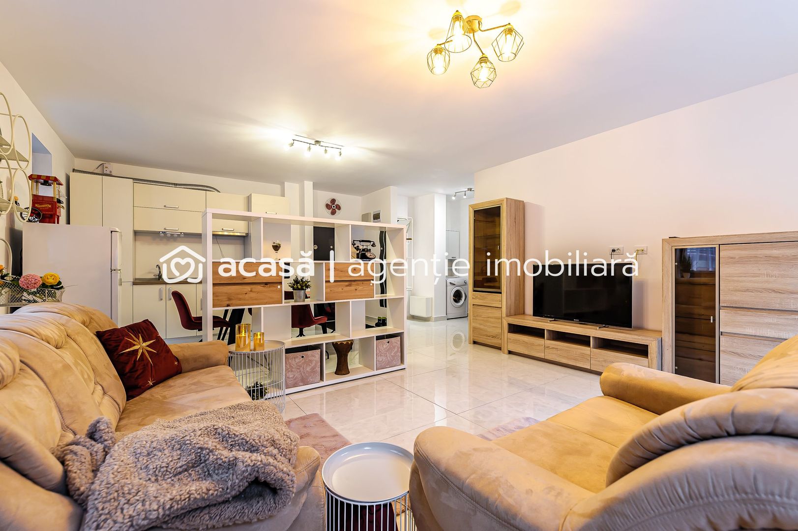 Apartament ultracentral în bloc nou, 2 camere cu terasa proprie - Poză 2