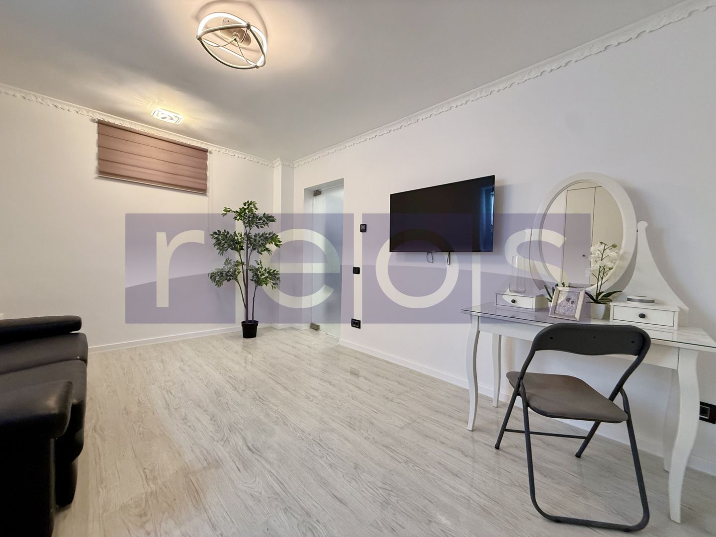 ÎNCHIRIERE 2 CAMERE | PIAȚA UNIRII | LOC DE PARCARE - Poză 2