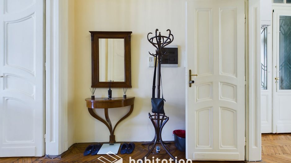 Tur virtual 2 camere, elegant, cu vedere si balcon, in Piața Victoriei - Poză 18