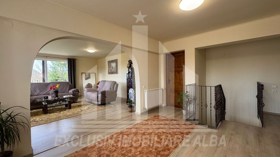 Casa individuala | De vanzare | 200 mp | 8140 mp teren | Oarda de Sus - Poză 6