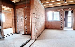 Se vinde duplex modern cu 3 camere  plus teren in Giroc ,zona linistita. - Poză 10