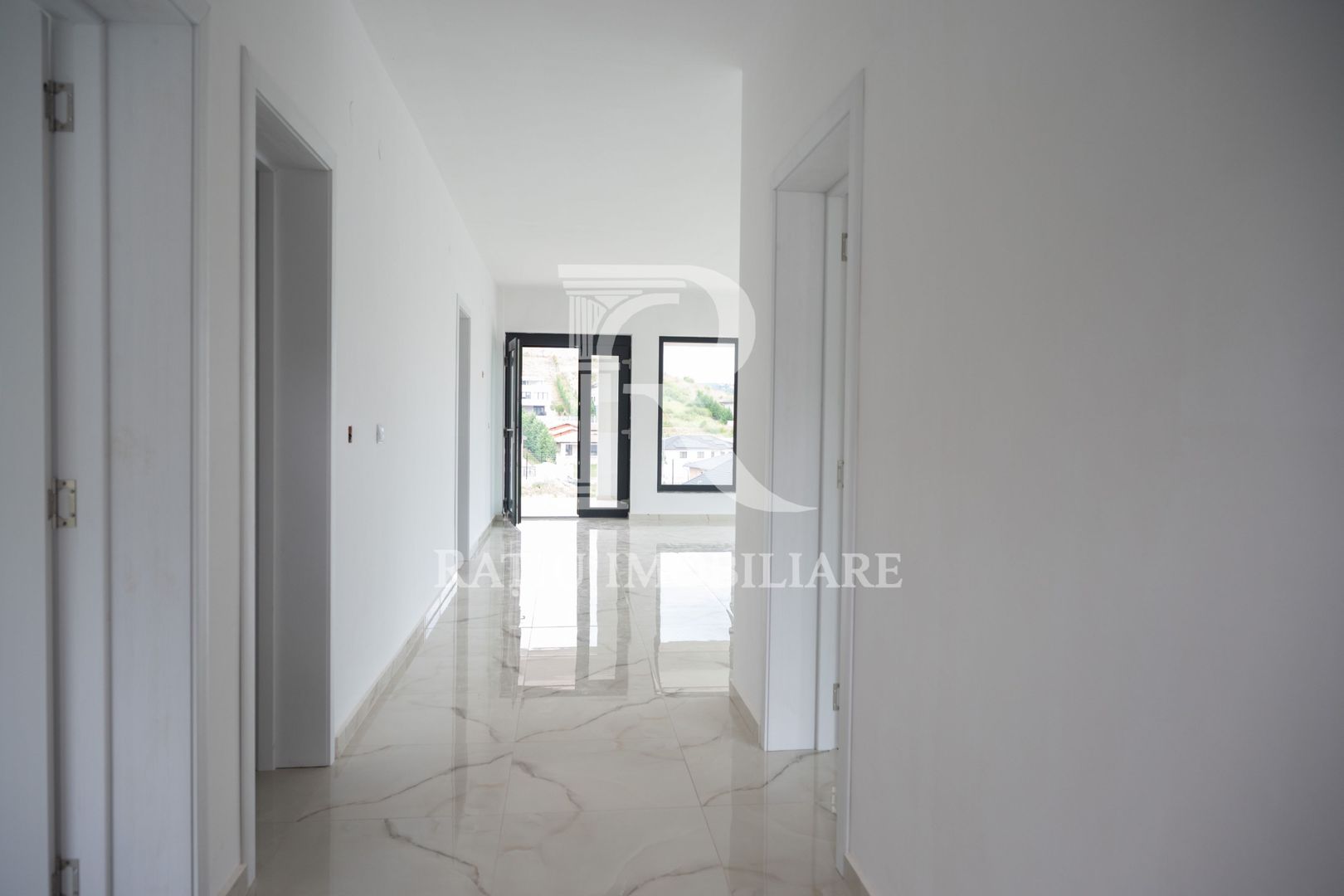 Casă modernă de vânzare | 3 dormitoare | Teren 750 mp | Oradea - Poză 10
