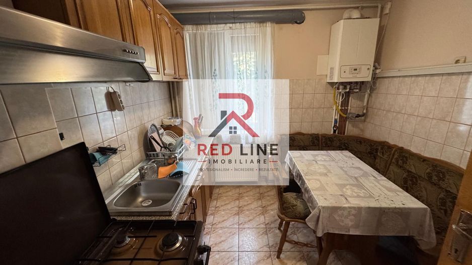 Închiriere Apartament 3 Camere Decomandat – Zonă Ultracentrală - Poză 1