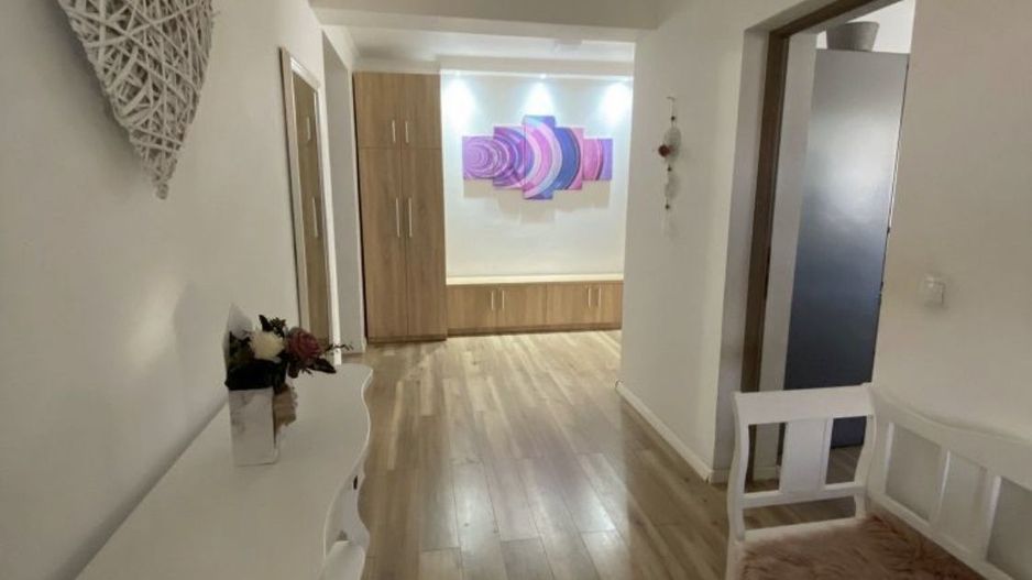 Casa mobilata cartier Marcus Satu Mare - Poză 3