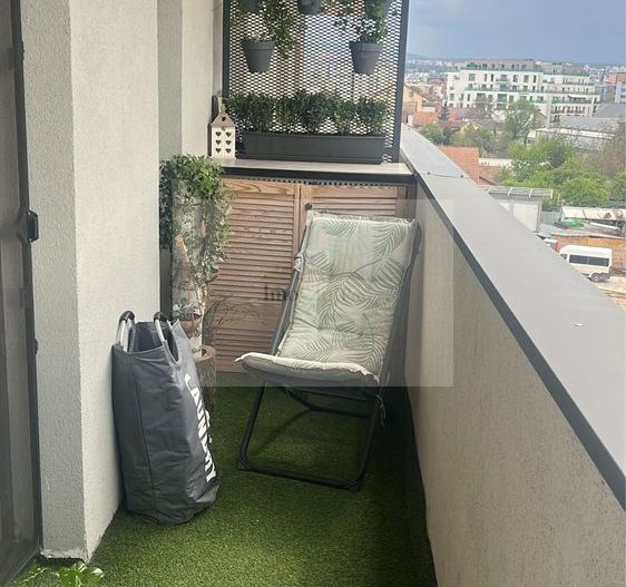 Apartament 2 camere | Luminos | Balcon generos - Poză 7