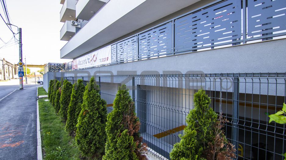 Spatiu Comercial | De Inchiriat | intre 50 mp - 400 mp | Front Stradal - Poză 1