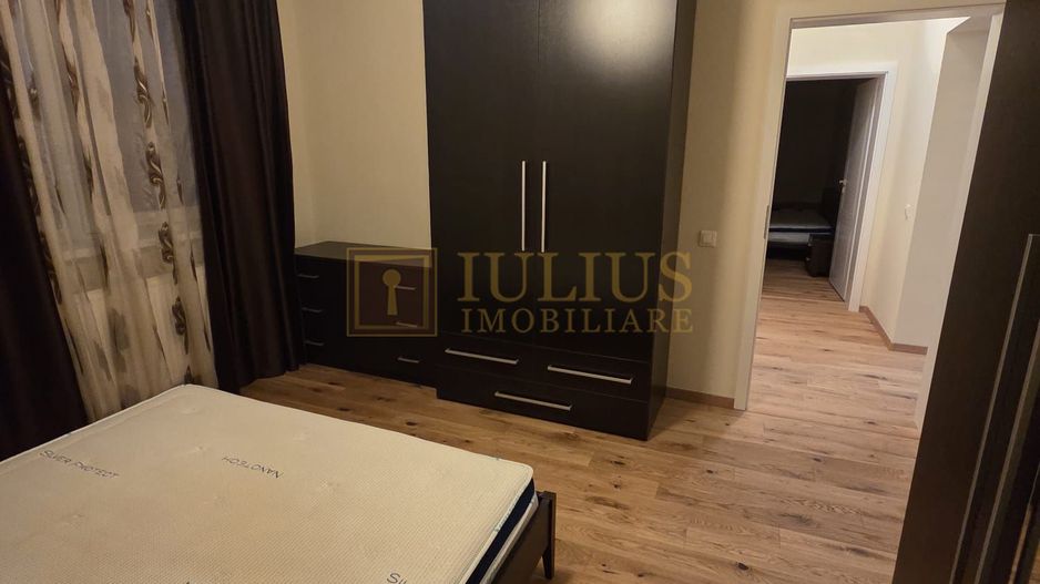 3 camere-107 mp, situat intr-o vila, loc de parcare, centrala gaz - Poză 20