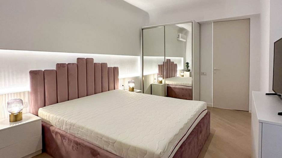 Închiriere apartament 2 camere 55mp | Loc de parcare inclus - Poză 1