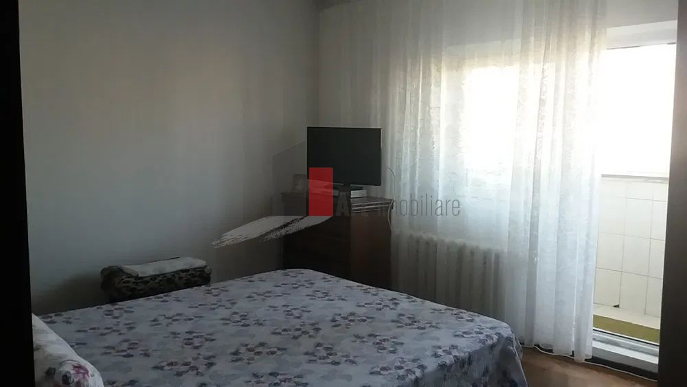 3 Camere Vitan Mall - Poză 4