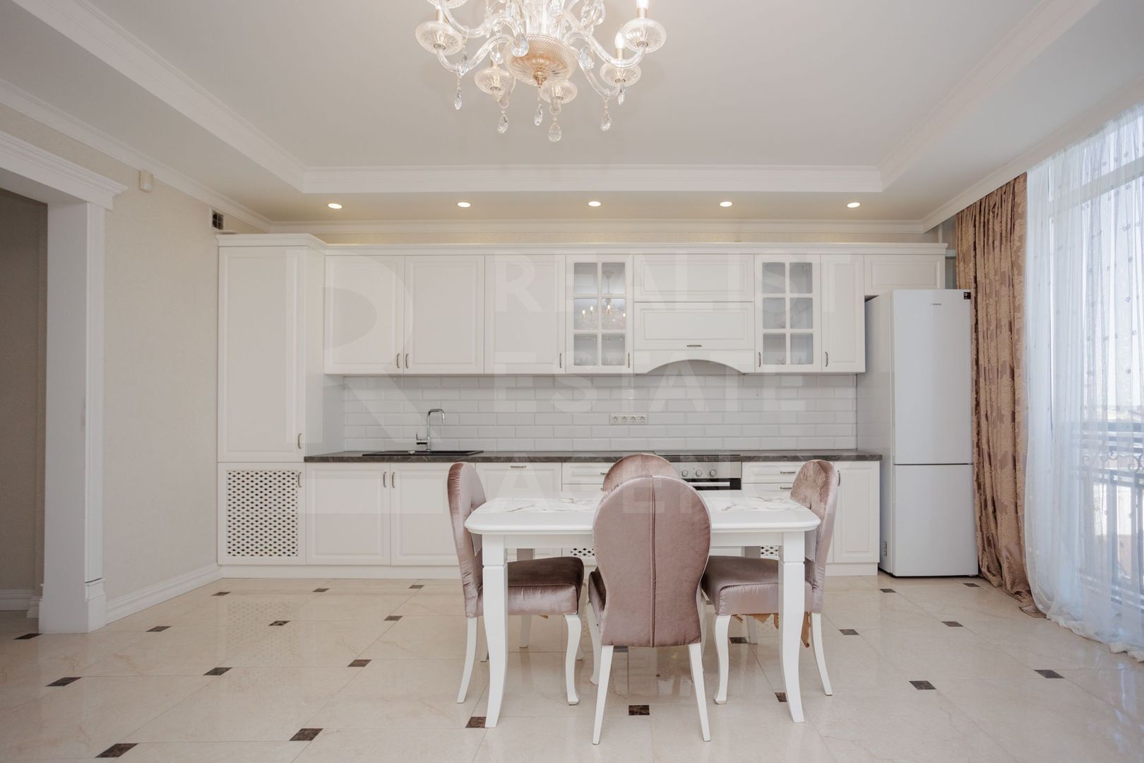 Chirie, apartament, 3 camere, Strada Bernardazzi, Centru - Poză 10