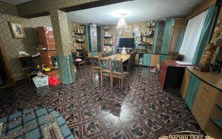 De Vanzare Casa + Teren + Hala, Zona Bld. Mihai Eminescu ( Sala Polivalenta), Pret 450000 euro - Poză 1