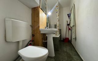 Apartament cu 3 camere decomandate, Cetate - etaj 1 - Poză 7