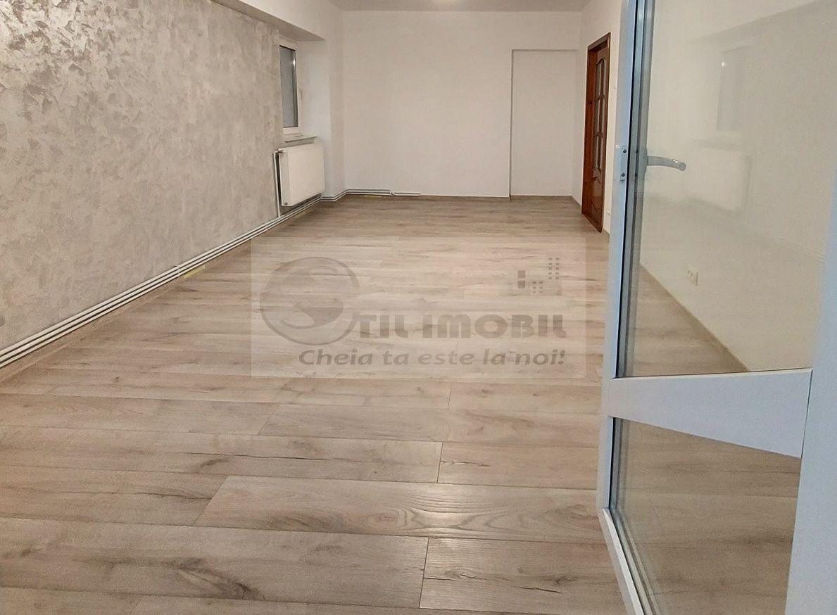 Apartament 3 Camere Păcurari, Et.2, complet renovat, - Poză 2