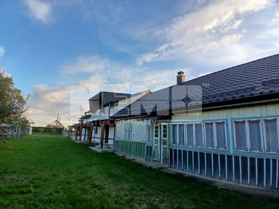 Casa de vanzare Horodnic de Sus zona centrala! - Poză 3