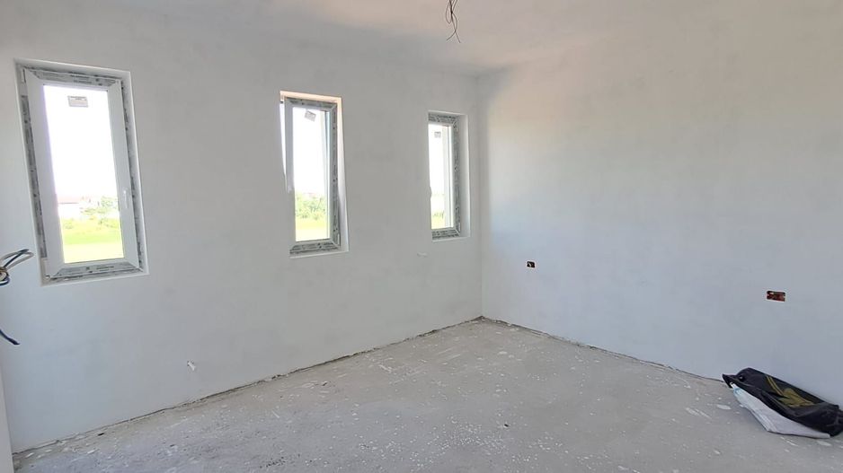 Dragomiresti Vale, casa 4 camere, teren 415 mp, utilitati, COMISION 0% - Poză 8