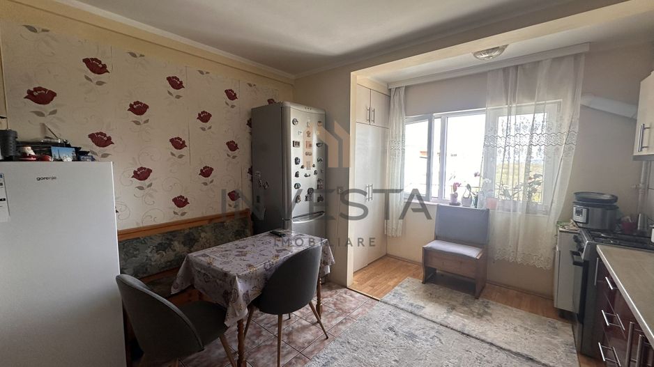 Apartament cu 2 camere decomandate, Etaj intermediar, Intre Lacuri - Poză 5