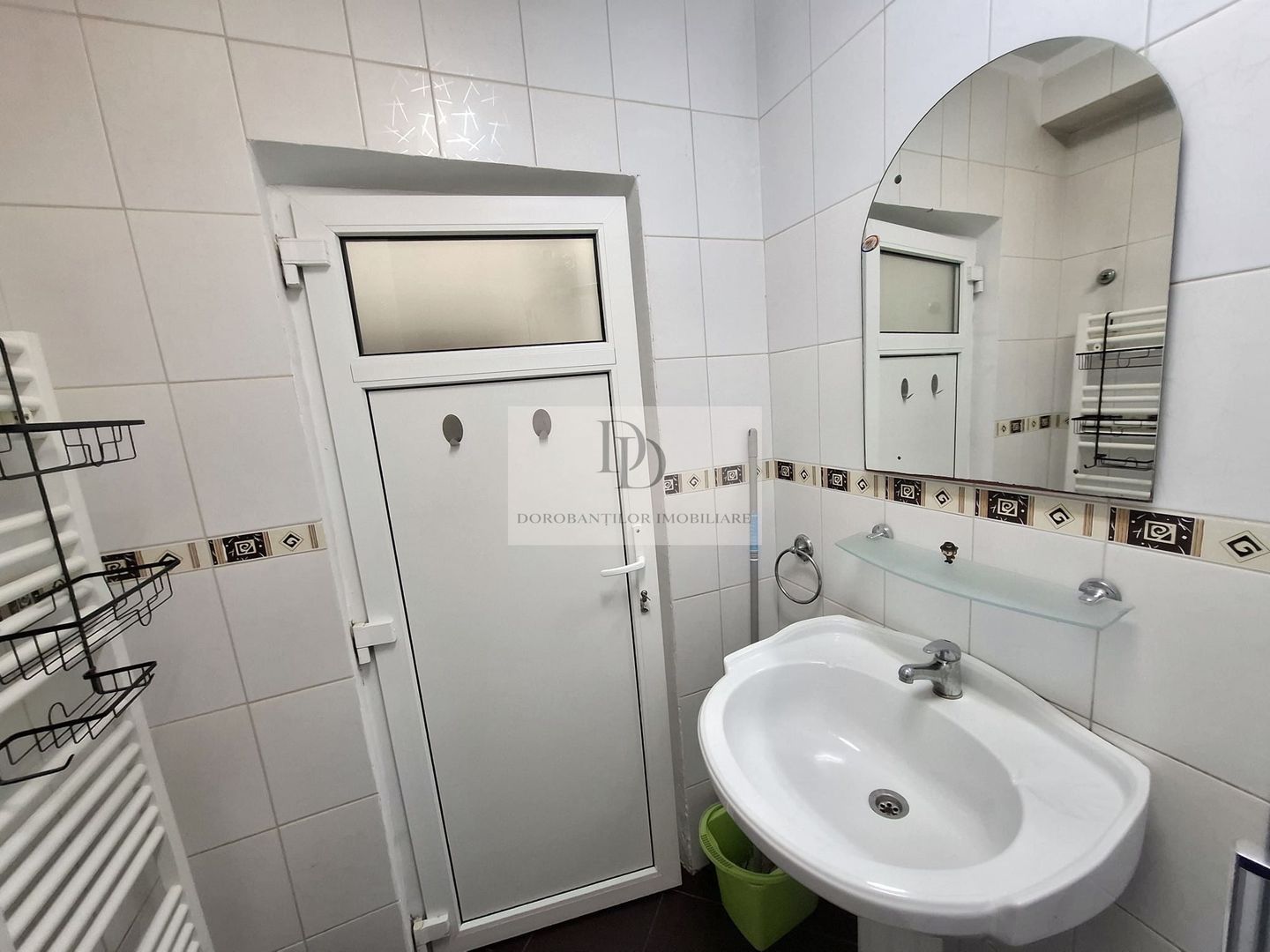 Apartament cu Potențial Investițional + Boxǎ | Zona Andrei Mureșanu - Poză 9
