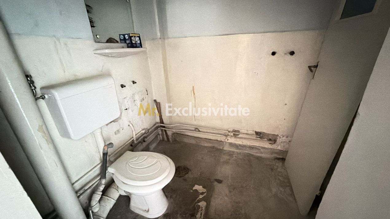 Apartament 4 camere Etaj IV, MV1, Zona Ludy - Str. Regele Ferdinand I - Carei - Poză 12