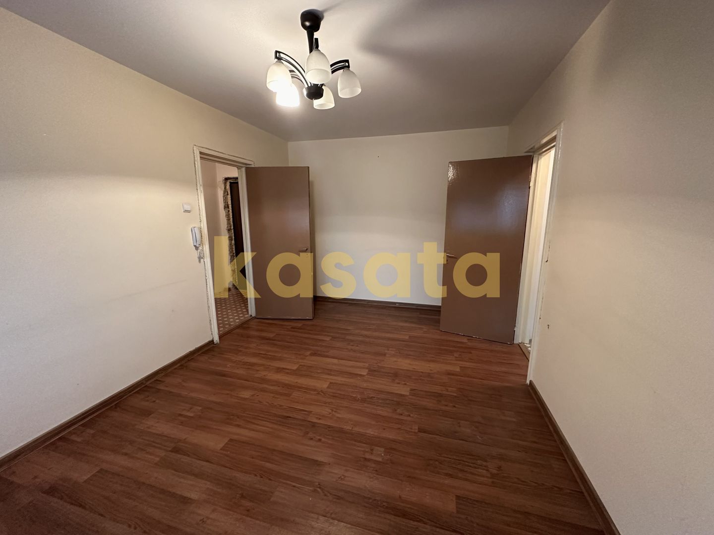 2 Camere 🏢 | Drumul Taberei 📍 | Etaj intermediar ⬆️ | De renovat 🛠️ - Poză 1