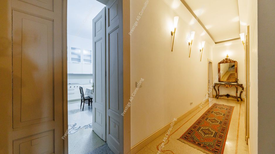 Resedinta patrimoniala de 222 mp | Piata Victoriei | Cladire istorica-Lift - Poză 31