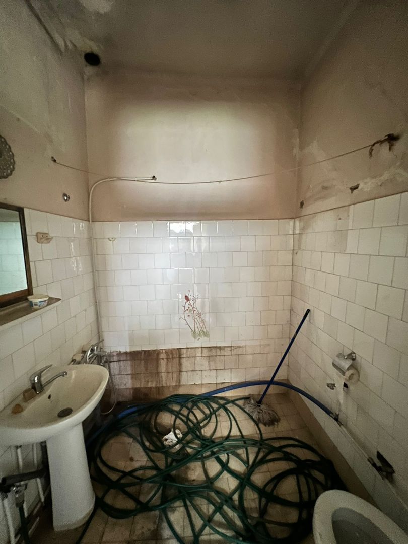 Casa renovabila | 100mp + 300mp curte individuala | Dambul Rotund - Poză 11