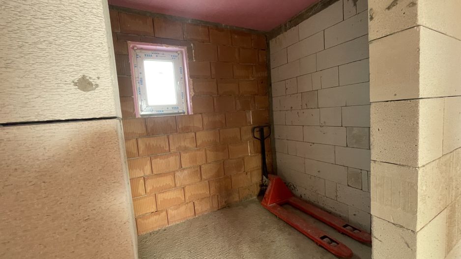 CASA LA ROȘU 220 MP | ZONA RETRASA CU VEDERE PANORAMICA| MARGINEA - Poză 14