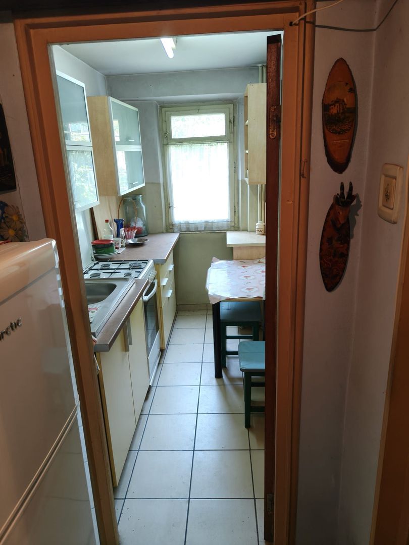 De vanzare Apartament 2 camere, Veteranilor - Poză 2