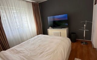 Vanzare apartament 2 camere in Titan-Buhusi, bloc 1978, mobilat, utilat, parcare - Poză 2