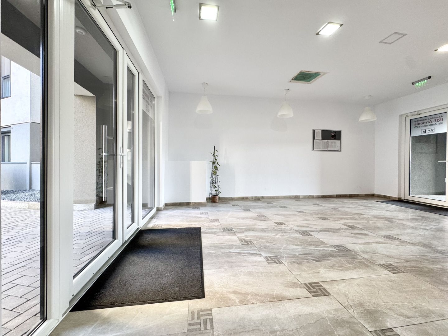 Apartament primitor, prima închiriere, cu parcare subterana, Aradulului-Iris - Poză 25