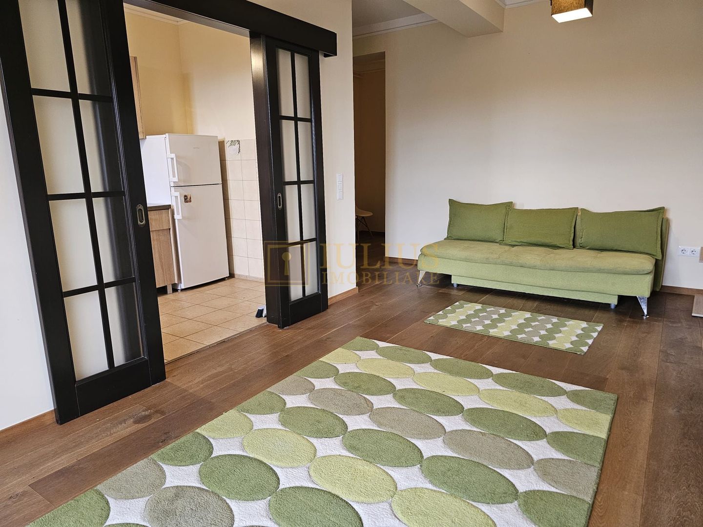 2 camere, Bogdanestilor, ideal pentru familie, studenti - Poză 2