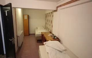 Vila  destinatie camin batrani - Poză 13