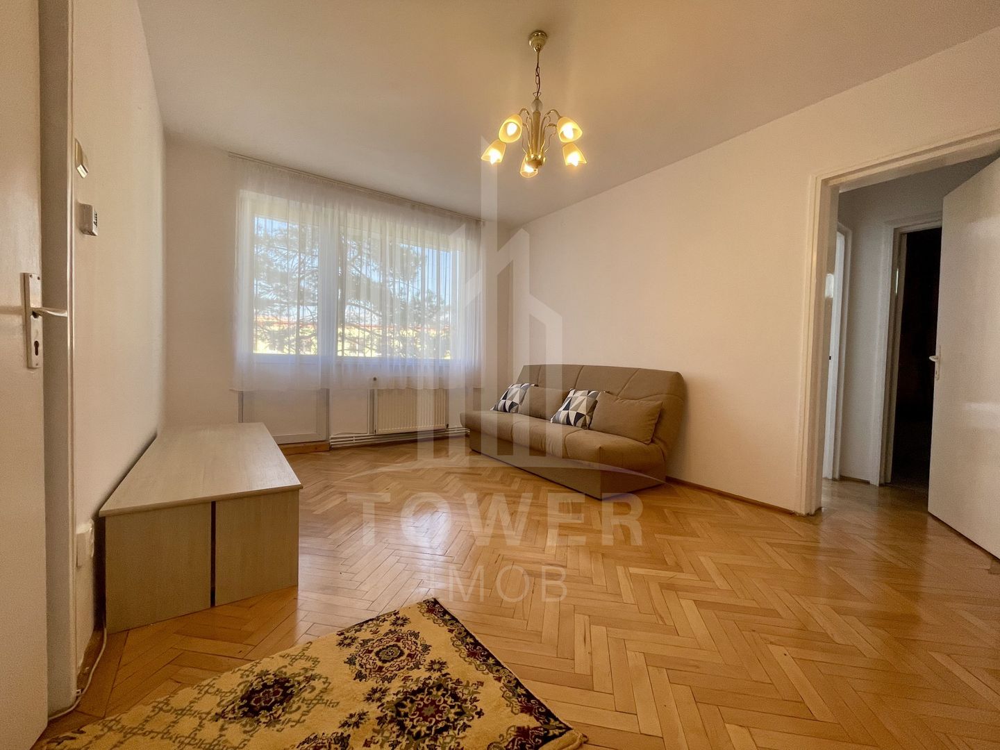 Apartament 2 Camere, Locație Excelentă - Poză 1