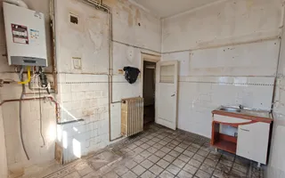 De vânzare apartament 3camere - str. Plantelor - central - Poză 16