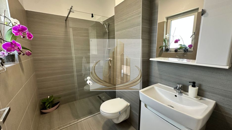Jumatate duplex 5 camer 3 bai - Poză 9