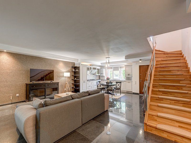 Vila 3 camere in Cosmopolis, mobilata si utilata - Poză 14