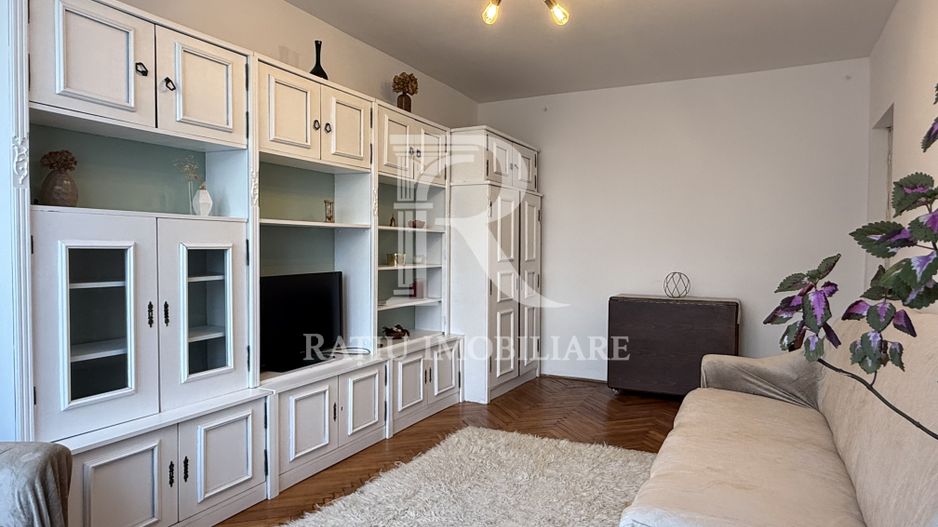 Apartament cu 3 camere | Decebal | Oradea - Poză 13