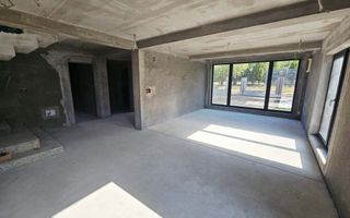 🏡 Vilă luminoasă, 4 camere, cu teren generos – Com. Plopu - Poză 28