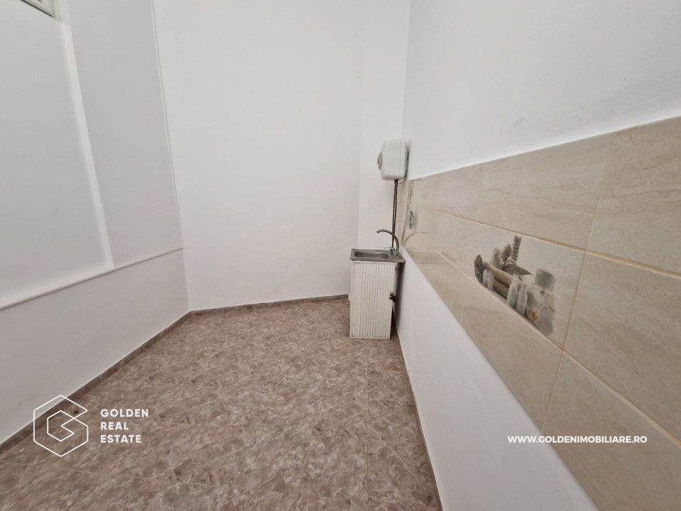 Apartament 3 camere renovat, ultracentral, etaj 3, cladirea Catedralei Catolice - Poză 5