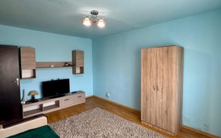 Apartament 2 camere de vânzare | Zona Gării | etaj 4 cu acoperiș nou - Poză 2