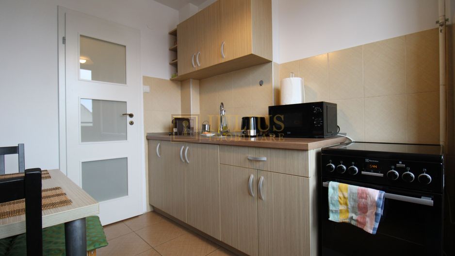 Piata Vicotoriei, 3 camere, centrala proprie - Poză 14