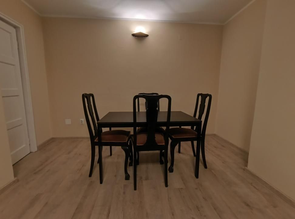 Piata Romana - Magheru - KFC - Poză 4