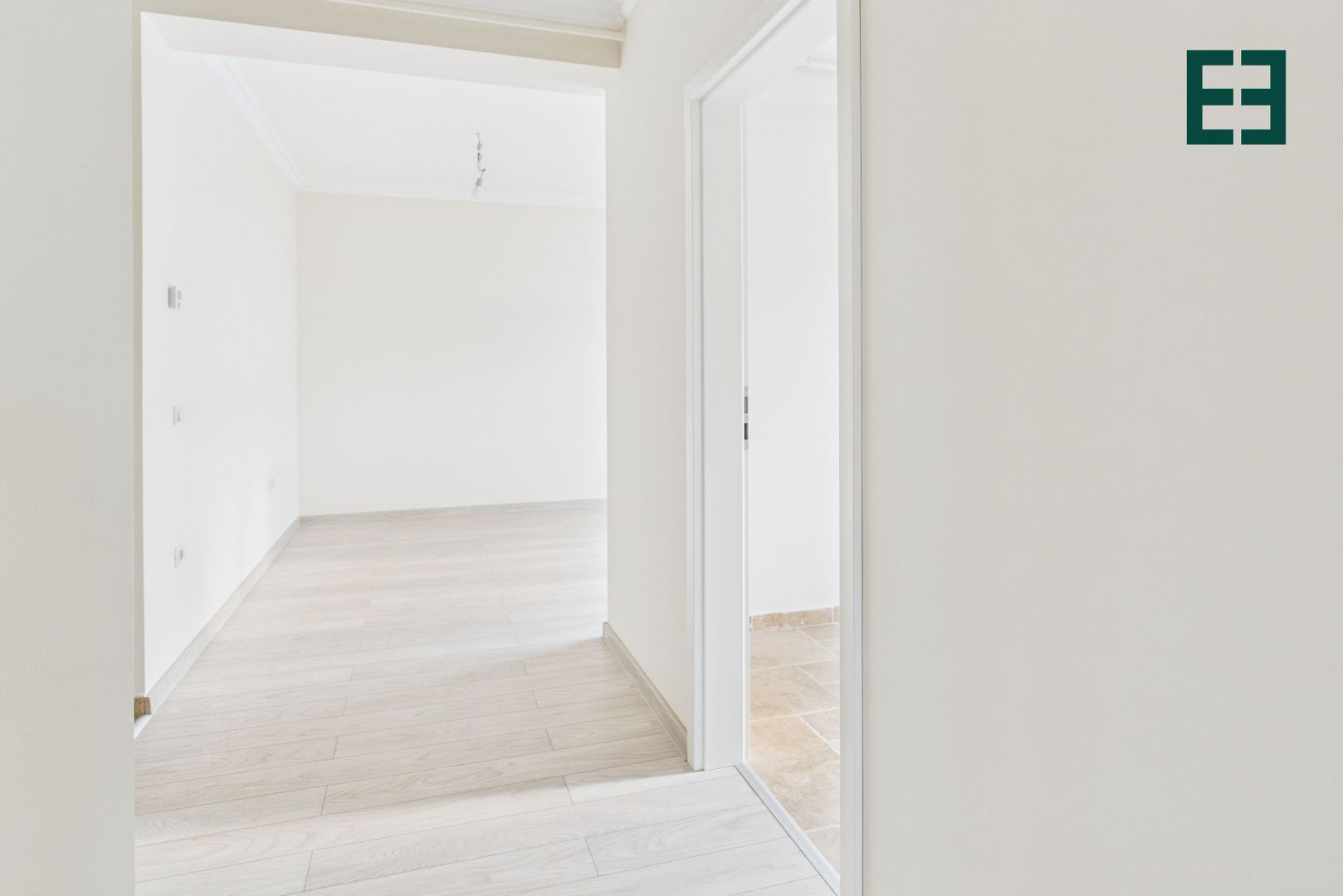 Apartament nou cu 2 camere et. 3 și loc de parcare - Giroc - Timișoara - Poză 17